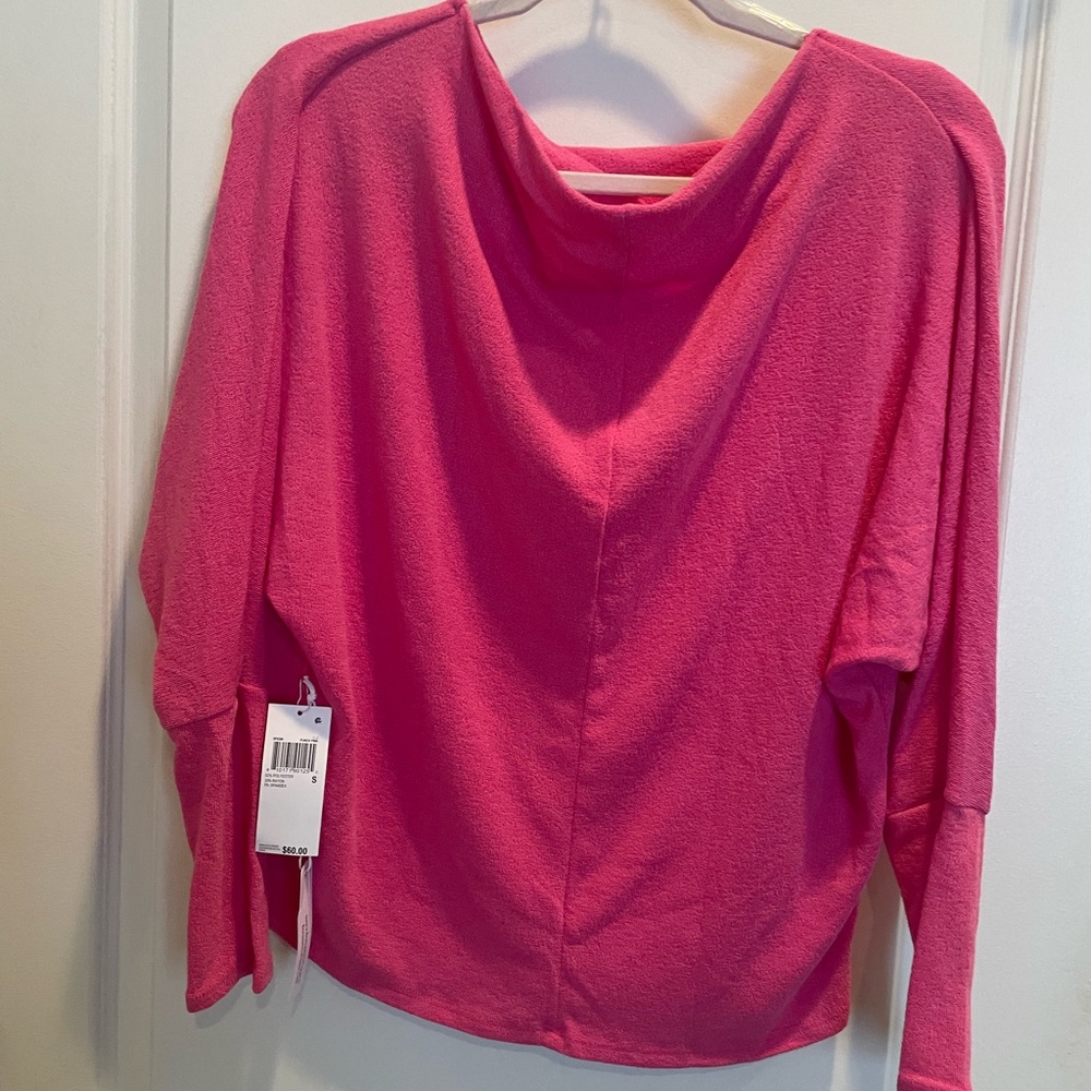 Chic Off-Shoulder Pink Sweater - Picture 2 of 2
